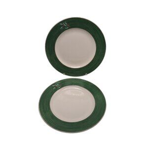 Wedgewood Sarahs Garden Christmas Green Dinner Plates 10-3/4" Holly Design